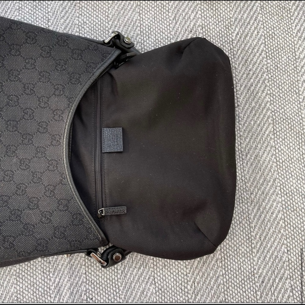 ✨ Authentic Gucci Abby Black Denim GG Monogram Shoulder Bag - Picture 7 of 16